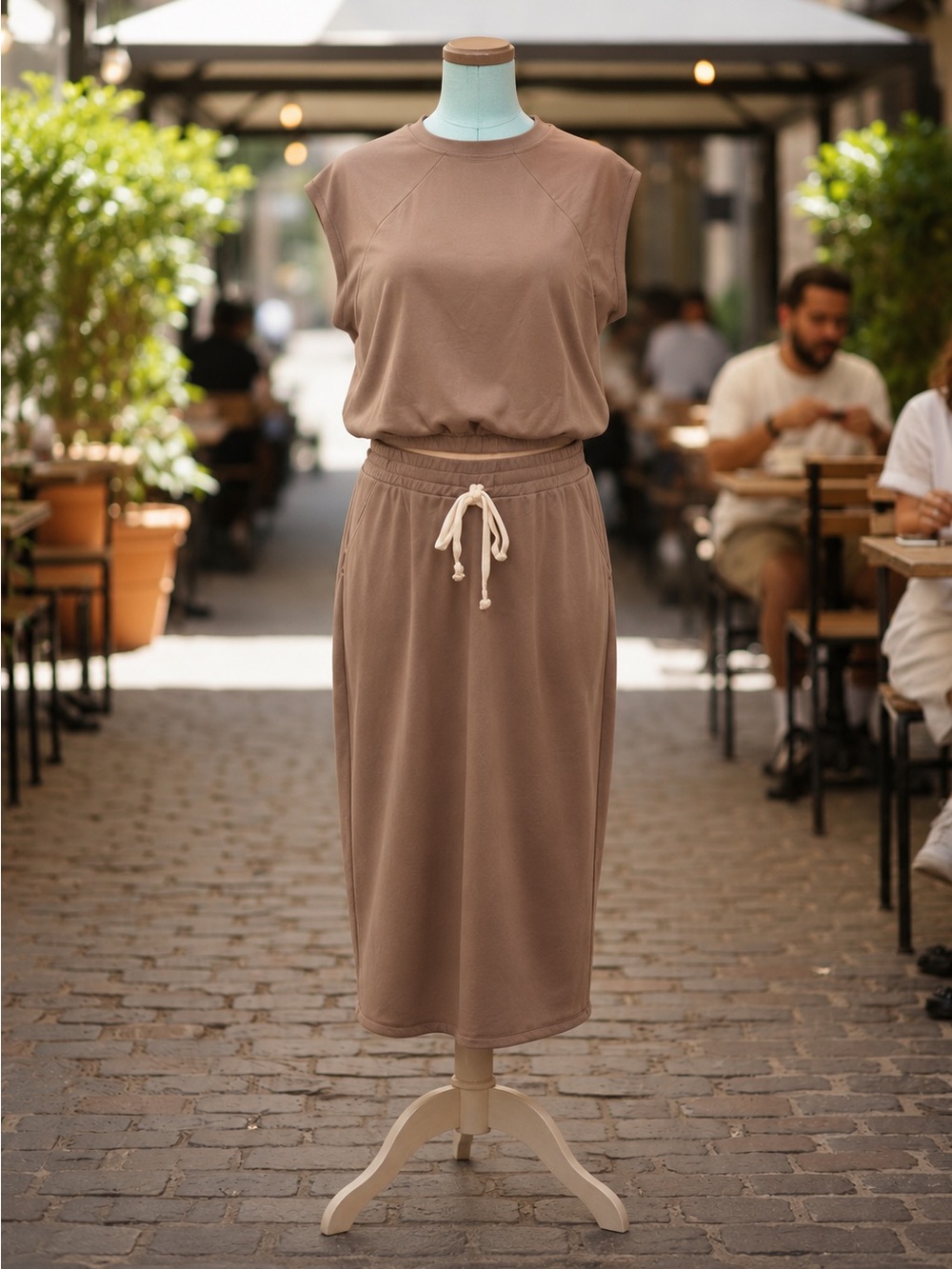 Everyday Drawstring Midi Skirt in Taupe